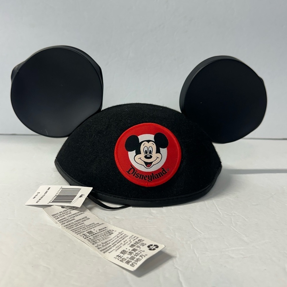NWT Disneyland YOUTH Mousketeer Mickey Ears Hat